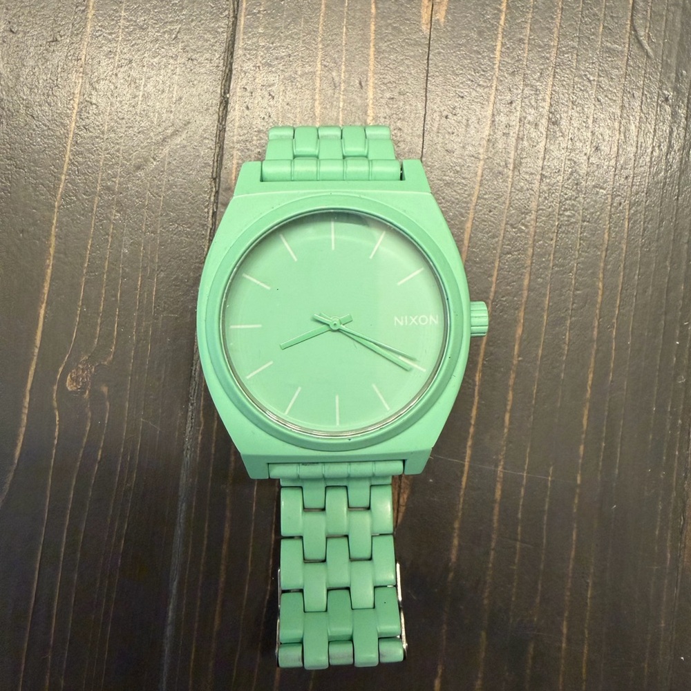 Nixon Time Teller